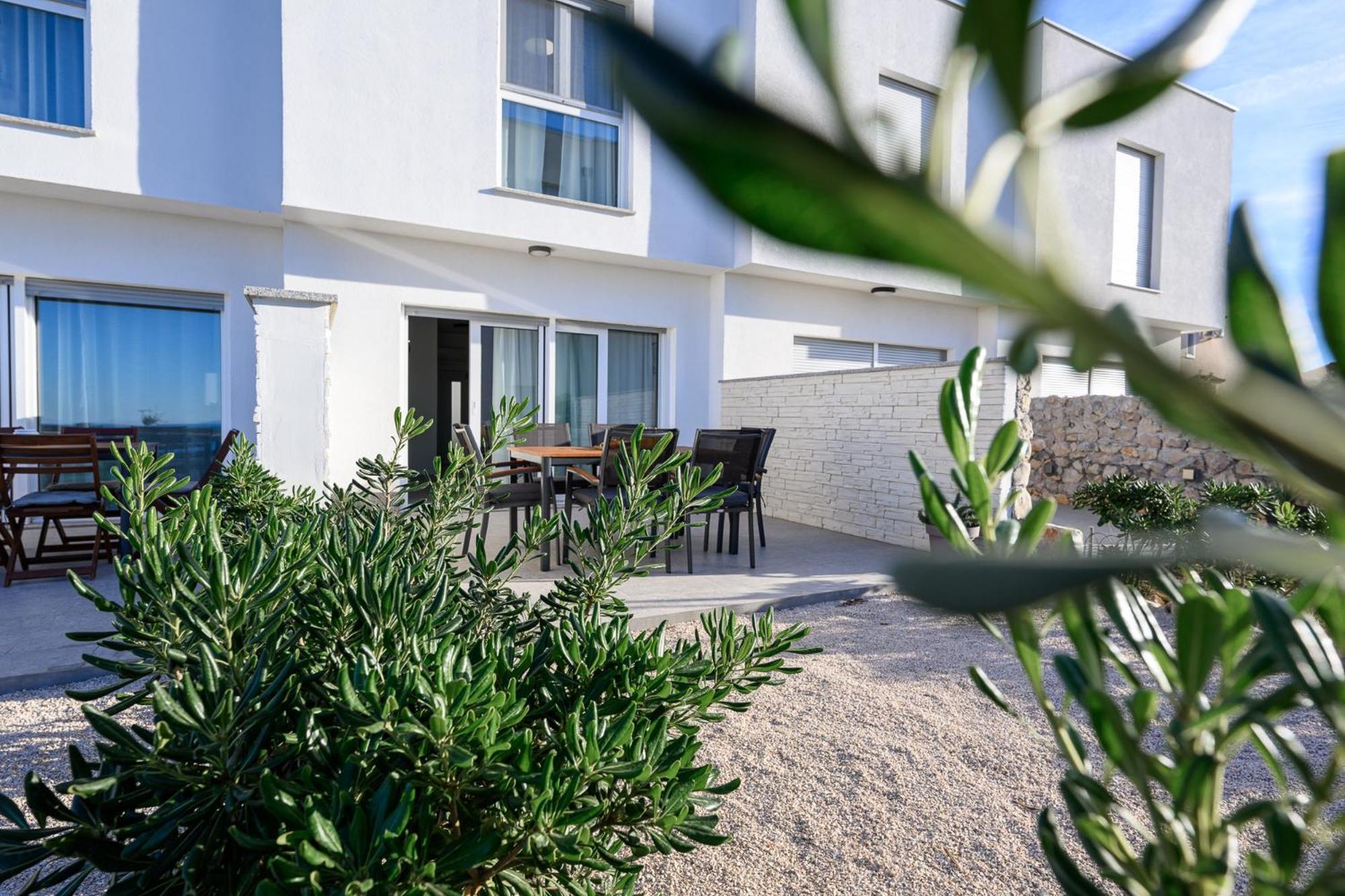 Roris House * Povljana